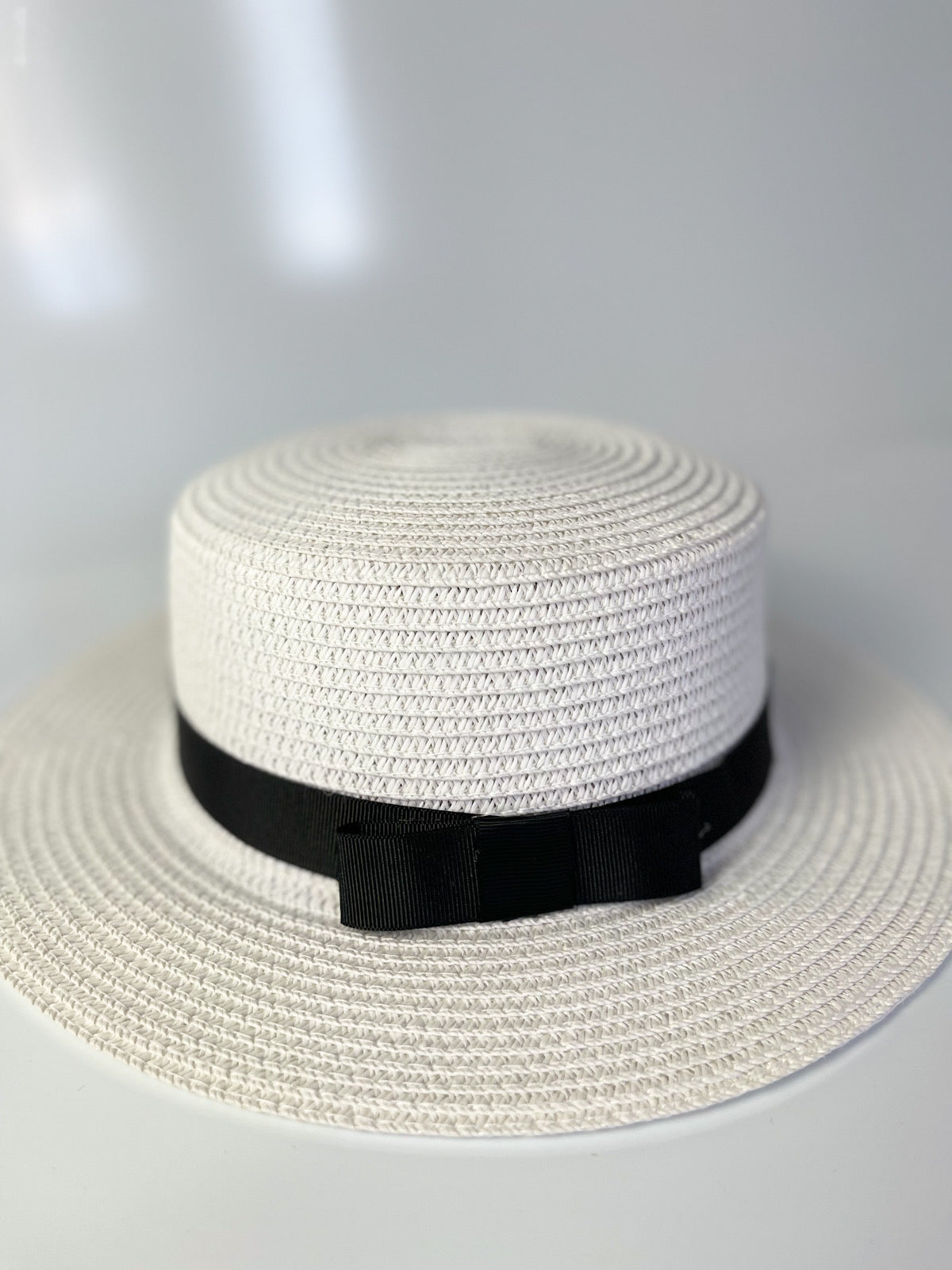 MOWWA- Beyaz renk hasır şapka